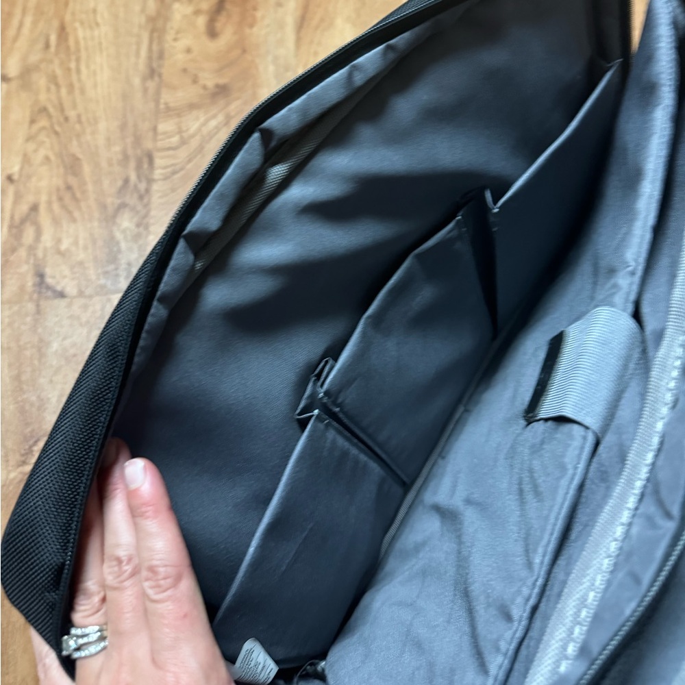 Samsonite Briefcase - image 5